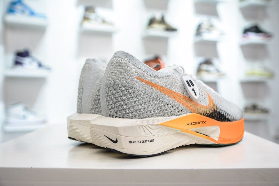 Nike zoomx vaporfly next pricerunner hot sale