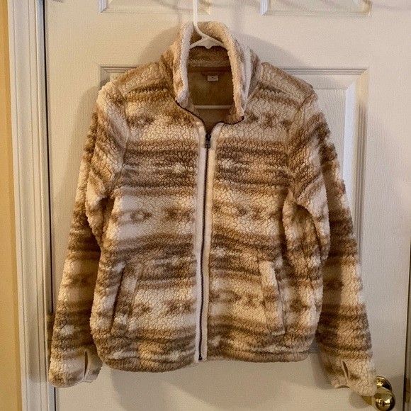 OLD NAVY Soft Sherpa Winter Jacket Women s Fashion Coats Jackets and Outerwear on Carousell