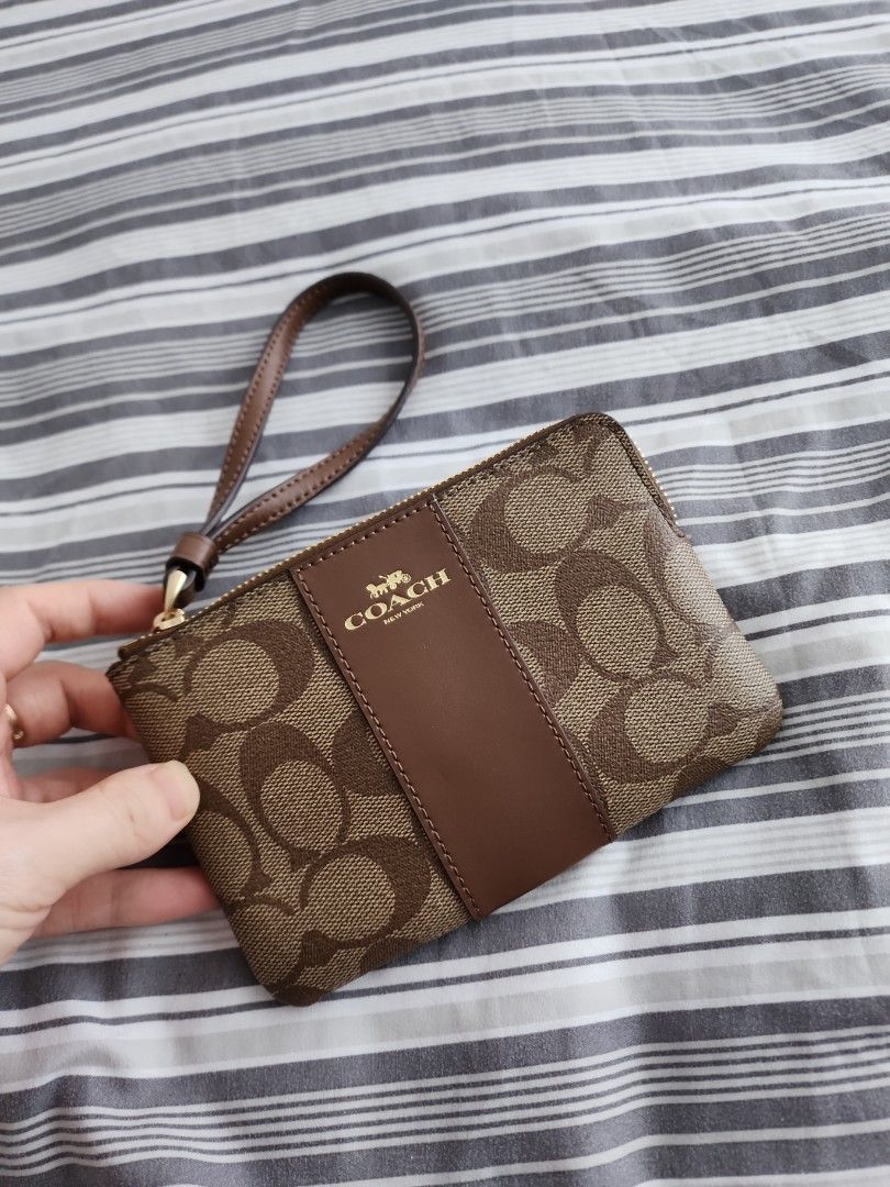 Original coach pouch wallet Women s Fashion Bags Wallets Wallets Card holders on Carousell