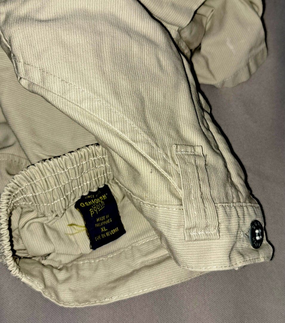 OshKosh Skirt for 3 yrs (Category: Babies & Kids Fashion) located in Quezon City. Submitted by shops4me (Listing ID 1281969349, Image 3). Description: Skirt for 3 yrs old girl. Good pair for cute tops. In good condition..
