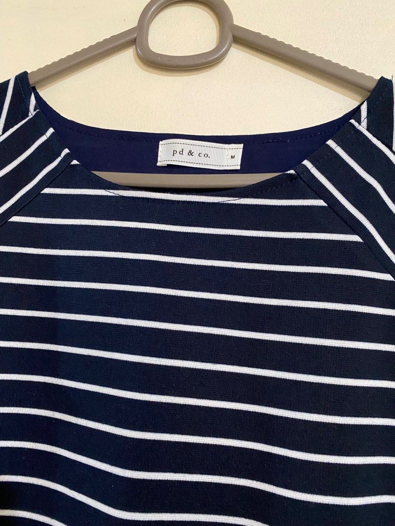 Paperdolls (Category: Dresses) located in Cainta. Submitted by cbe23 (Listing ID 1281825979, Image 3). Description: Good condition Flattering fit Rfs: decluttering.