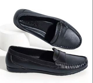 Plastic / Rubber Black Shoes for school