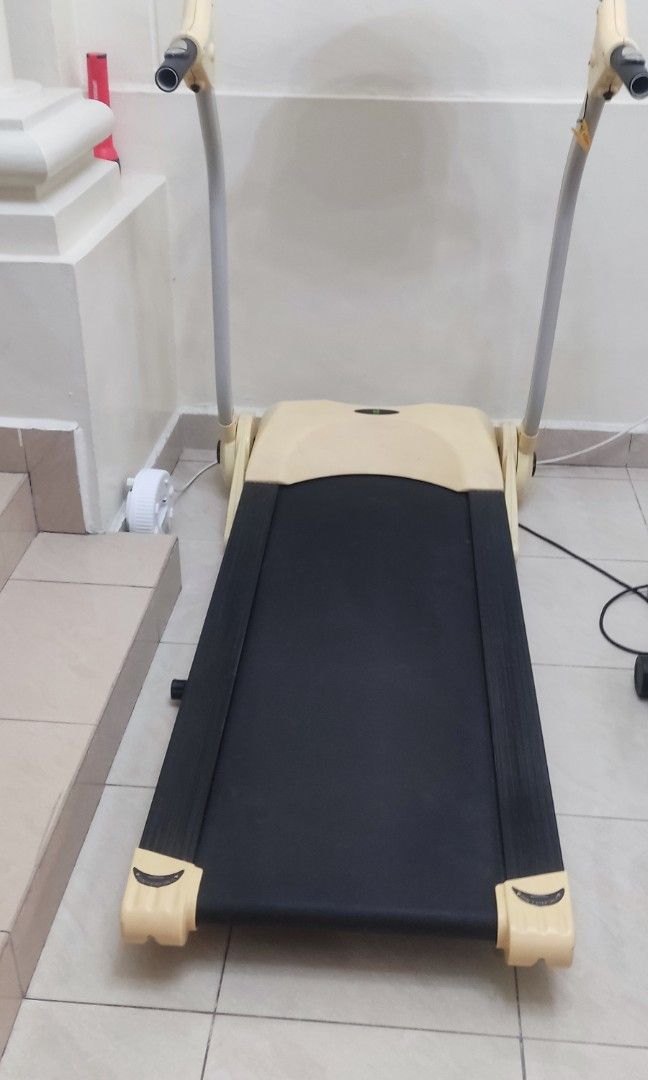 Preloved treadmill on sale