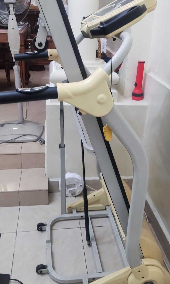 Preloved Treadmill