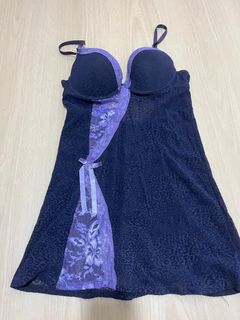 (Category: ) located in . Submitted by zoe_wardrobe (Listing ID 1281918967, Image 1). Description: .