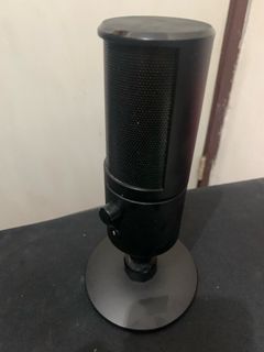 （分類：）位於 。 由 Post_Drake 提交（商品編號 1281953377，圖片 1）。簡介： 。