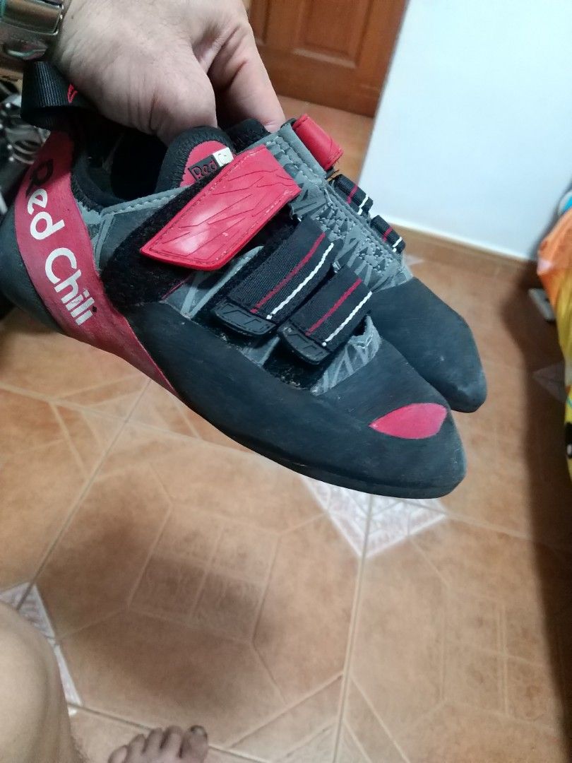 Red chilli cheap rock shoes