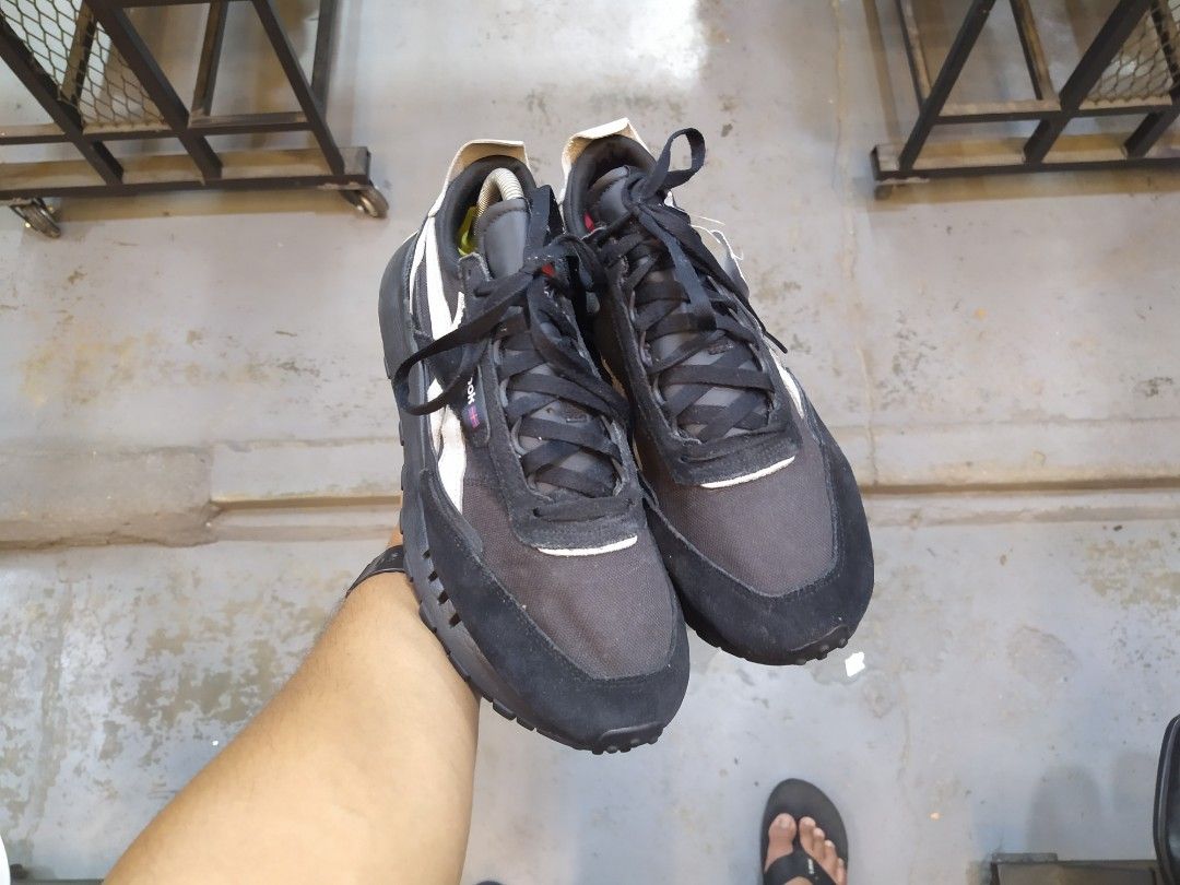 Reebok classic hotsell gore tex