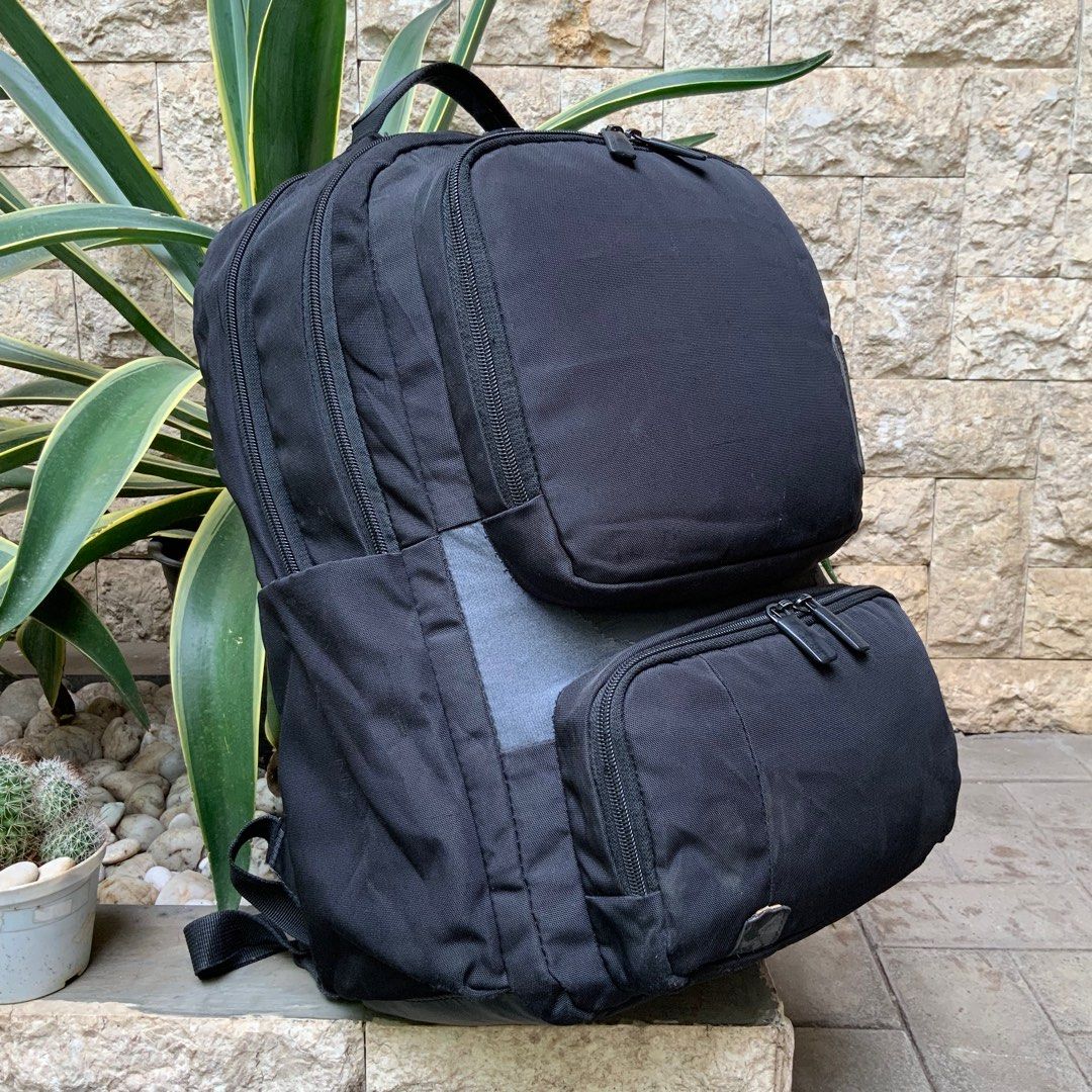 Samsonite squad backpack deals