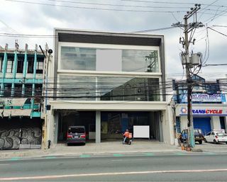 Shaw Blvd Mandaluyong Commercial / Office / Storage Spaces for LEASE