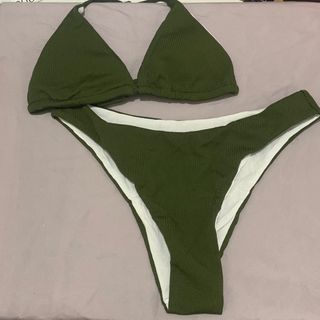 (Category: ) located in . Submitted by _ciaobella (Listing ID 1281884751, Image 1). Description: .
