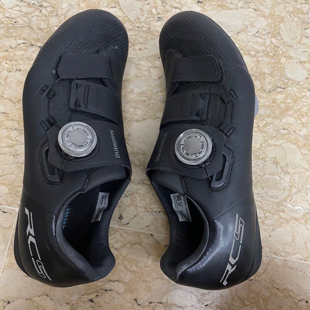 SHIMANO RC5W Black size 38, Sports Equipment, Bicycles Parts