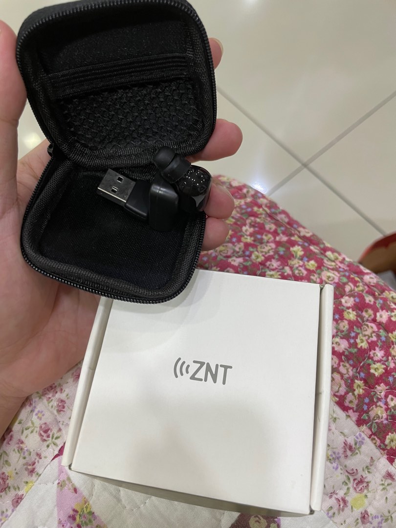 Single Bluetooth Earphone ZNT N1 Smallest Wireless In Ear Earbud with Magnetic Chargers Black