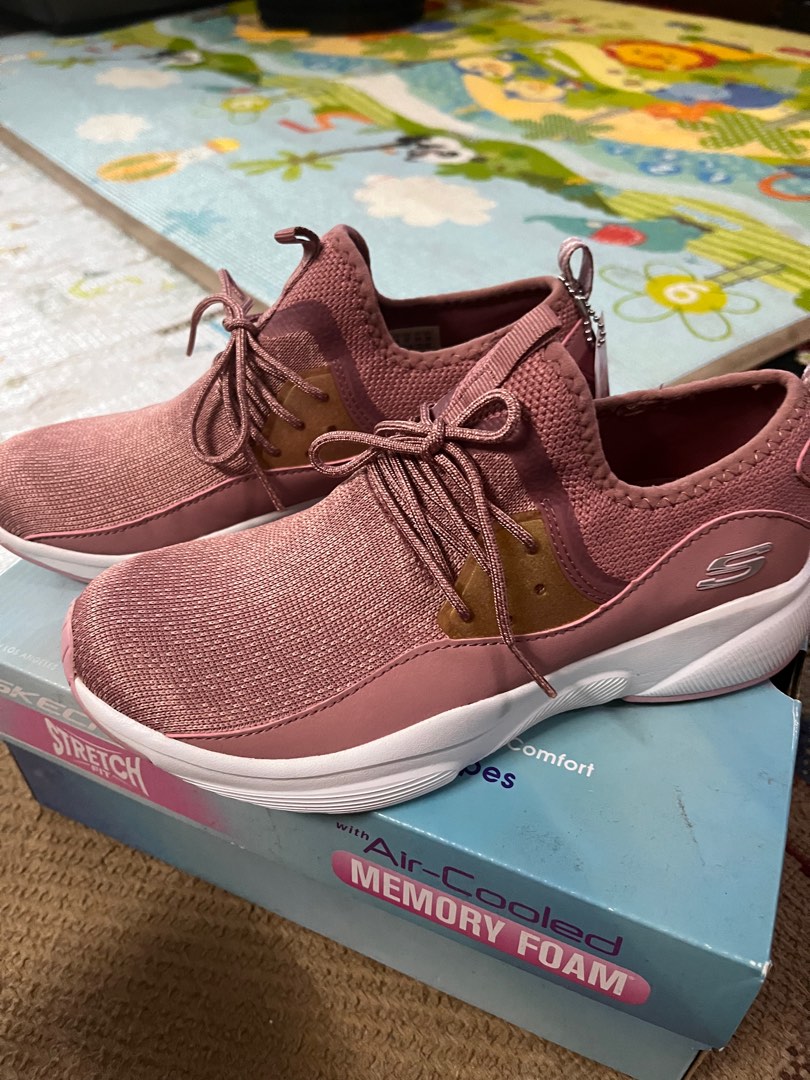 13009 skechers clearance