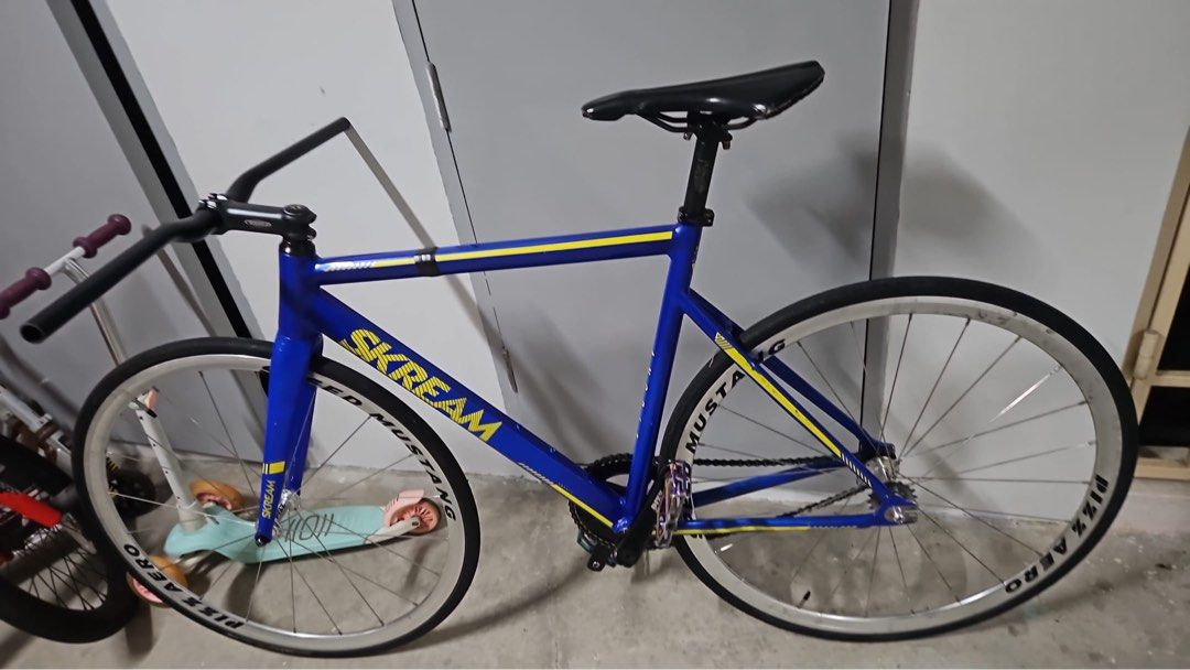 Pizza crankset top