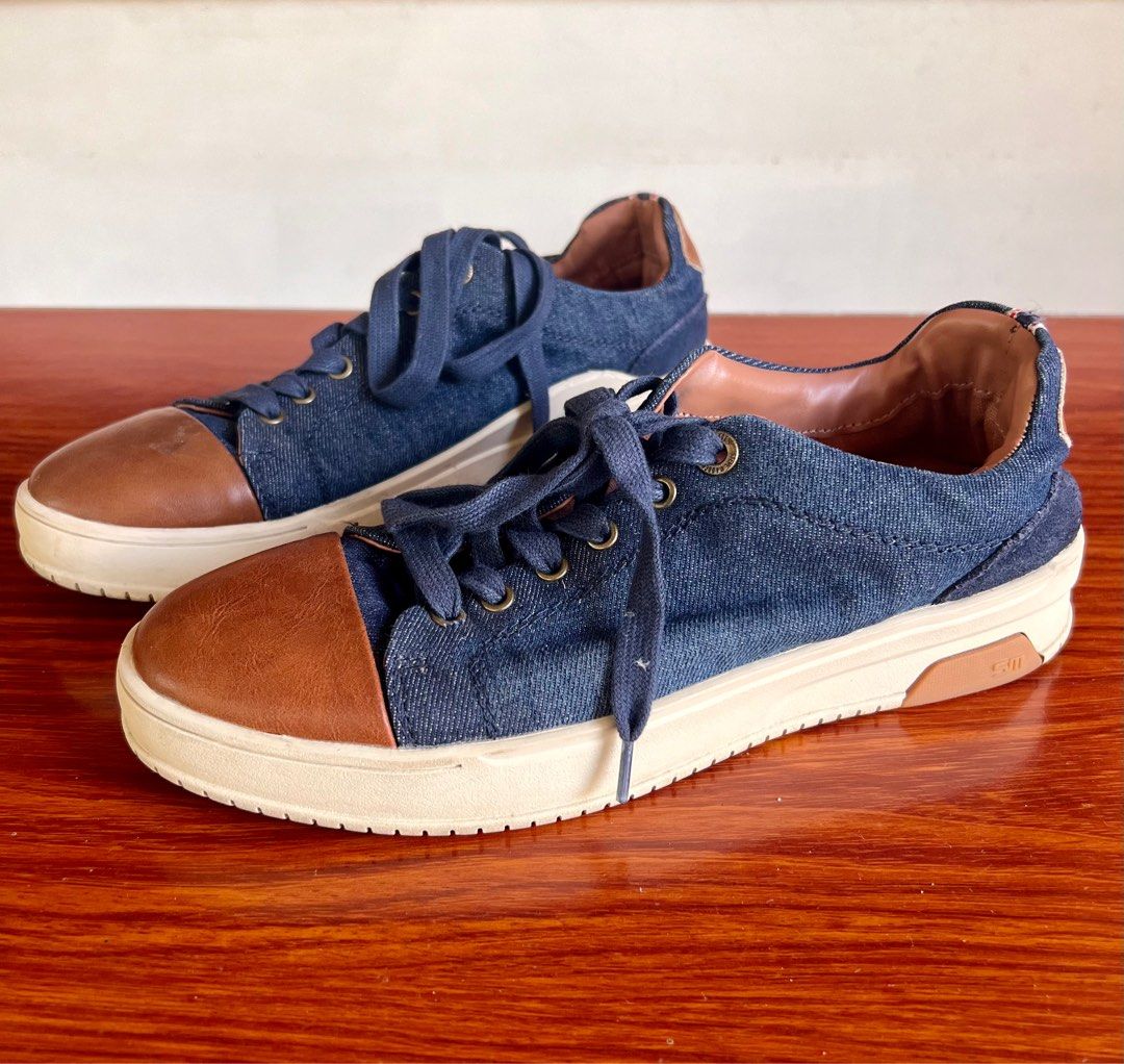 Steve madden deals canvas shoes