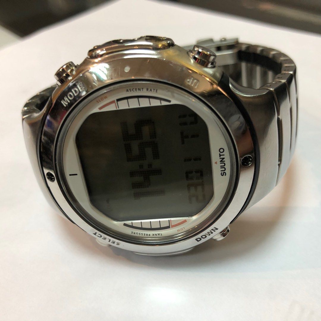 Suunto hotsell d6i steel