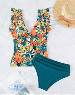 NEW Crochet Top For Women Bikini Knitted Swimwear Top Beach Wear Outfit  With Pad