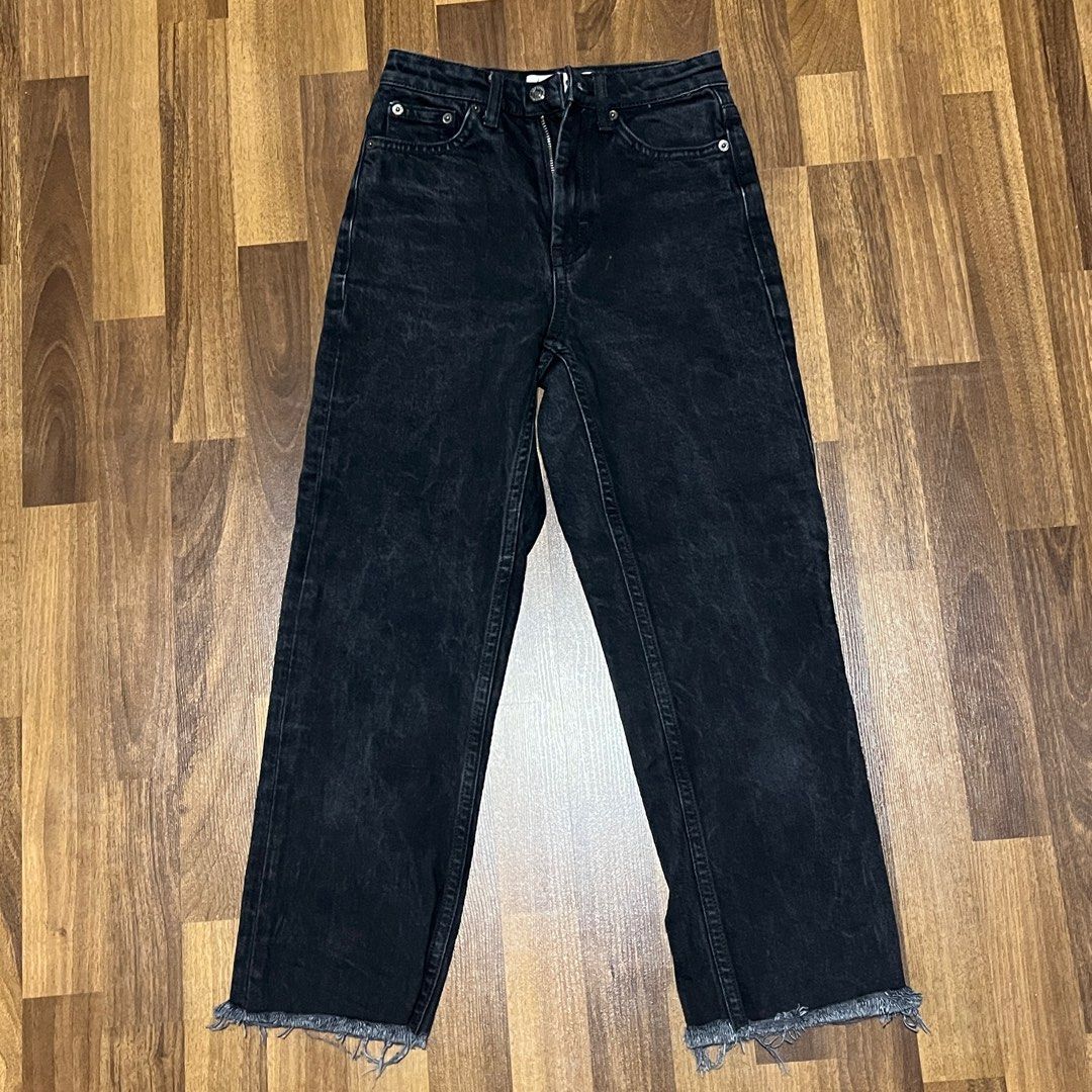 Topshop - Petite Flared Jeans on Designer Wardrobe