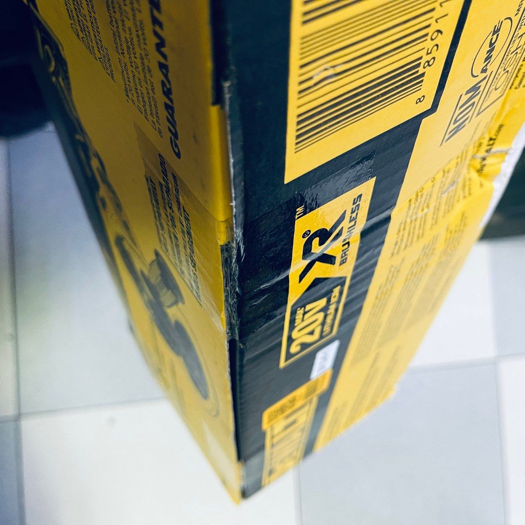 Dewalt 20v max xr cordless 2024 polisher rotary dcm849b