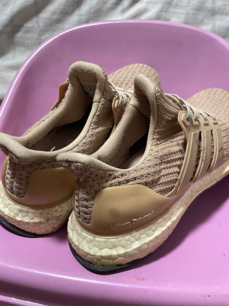Ultra boost hotsell rose gold