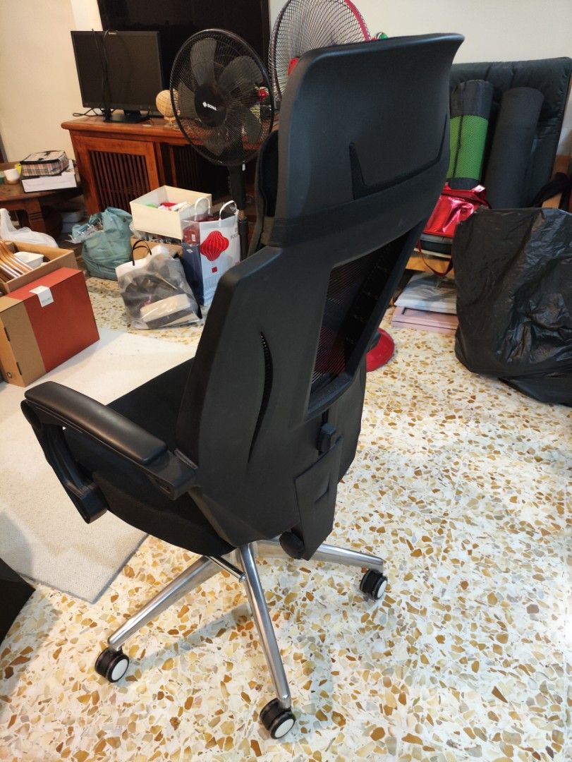 UMD Ergonomic Mesh Office Chair Computer Chair with Foot Stool Q57 ...