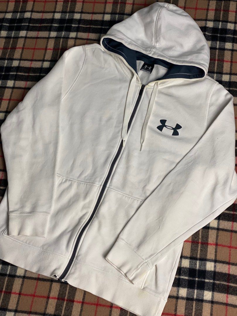 White under armour best sale hoodie