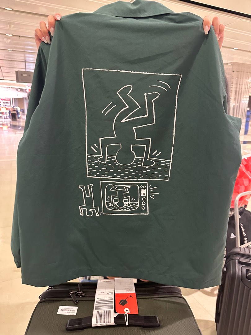 Uniqlo best sale logo jacket