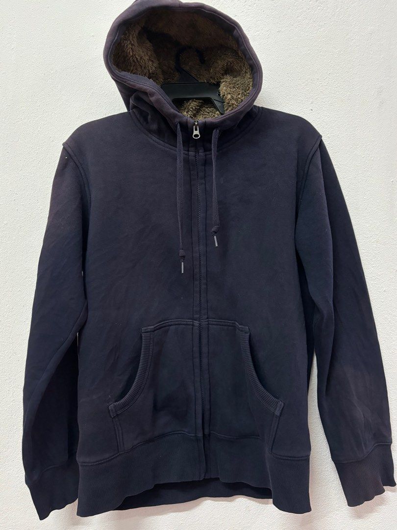 Uniqlo Sherpa Lined sweater jacket Men s Fashion Coats Jackets