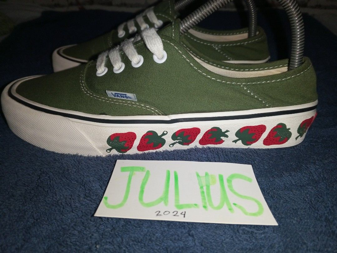 Vans strawberry green top