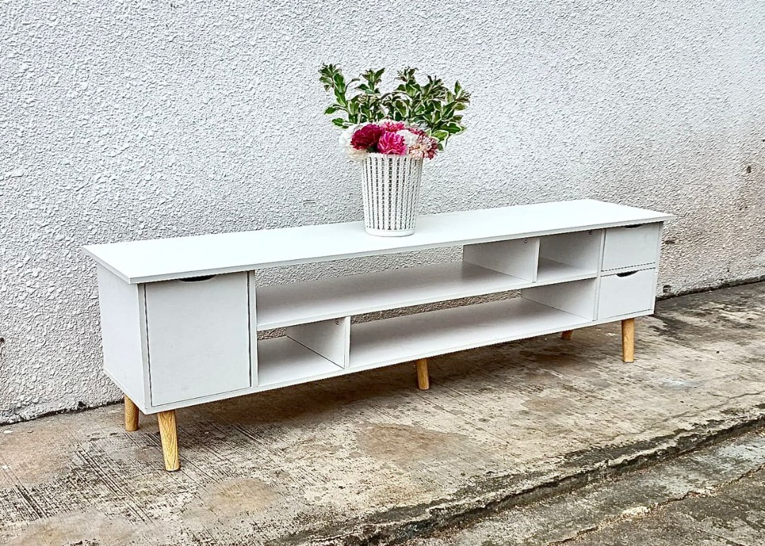 Wooden White Plain Design TV Cabinet