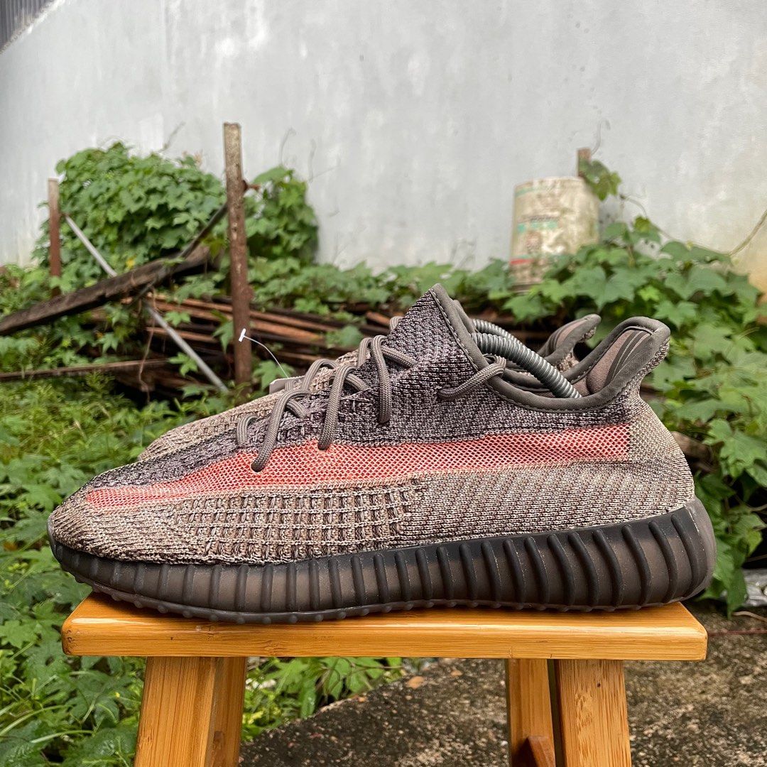 Yeezy sales clay 10.5