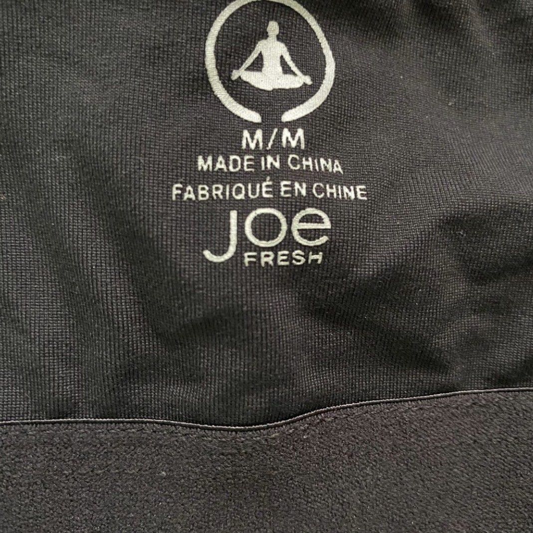 yoga top bundle (Category: Activewear) located in Bulacan. Submitted by jamjam_22 (Listing ID 1281840345, Image 3). Description: can fit to medium.