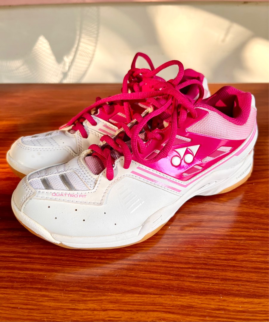 Yonex power cushion 35 ladies hotsell