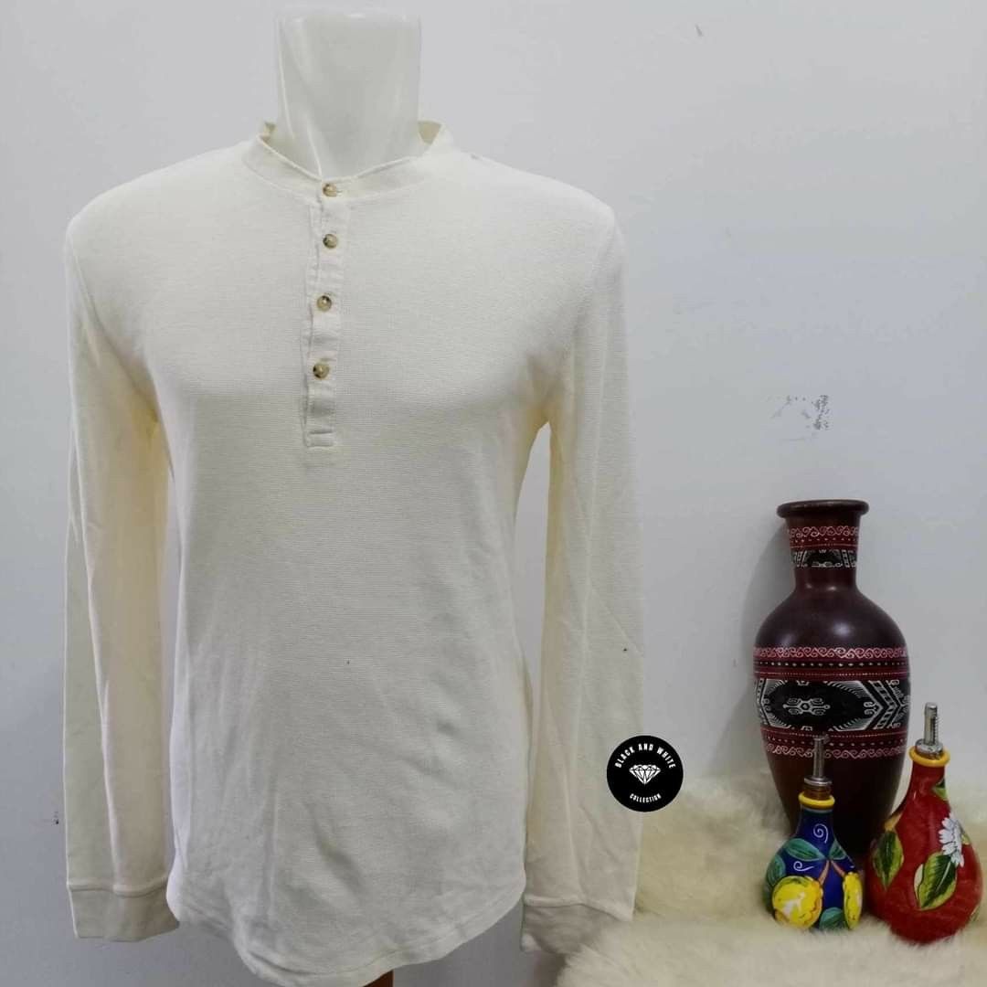 ZARA MEN'S T-SHIRT, Fesyen Pria, Pakaian Atasan di Carousell