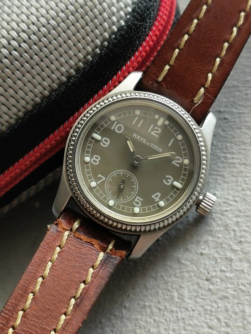 Quartz pilot watch sale