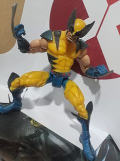 1st Release Wolverine Marvel Legends 6 inches