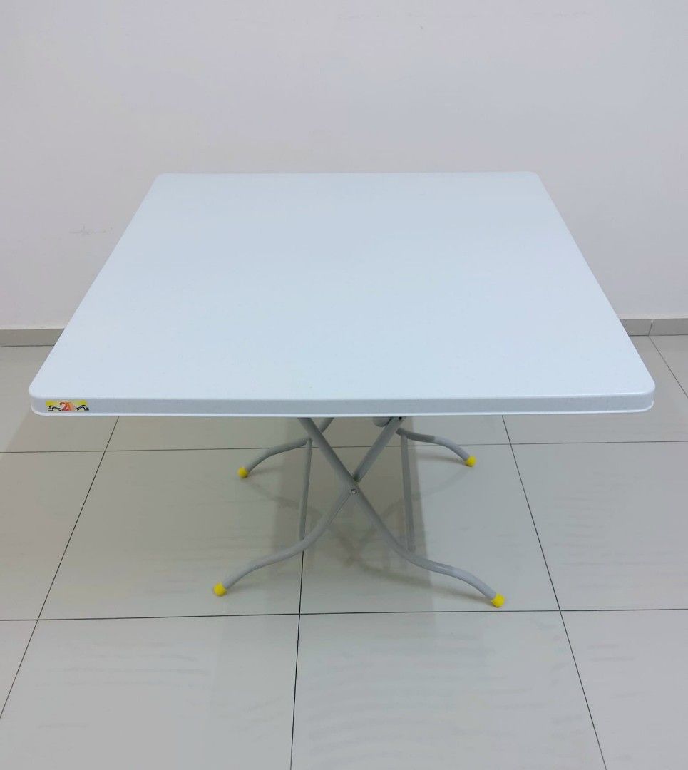 2B Plastic Square Folding Table 3x3 Study Table Restaurant