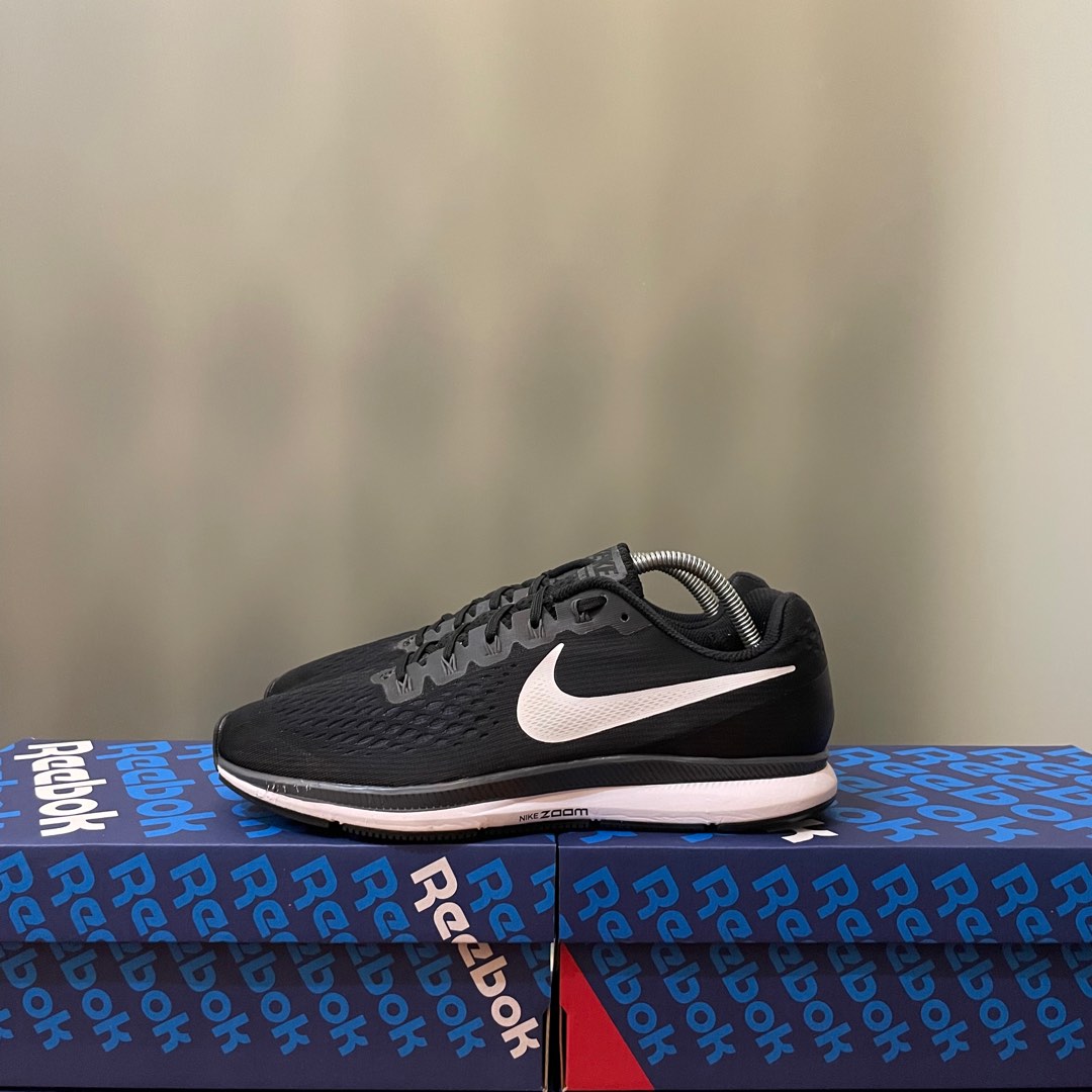 43 Sepatu Lari Running Nike Air Zoom Pegasus 34 Second Bekas