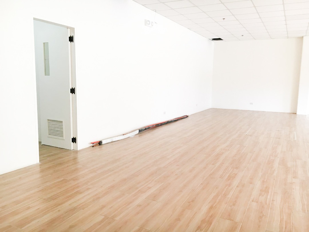 (Category: ) located in . Submitted by mchua.listings (Listing ID 1282021181, Image 1). Description: .