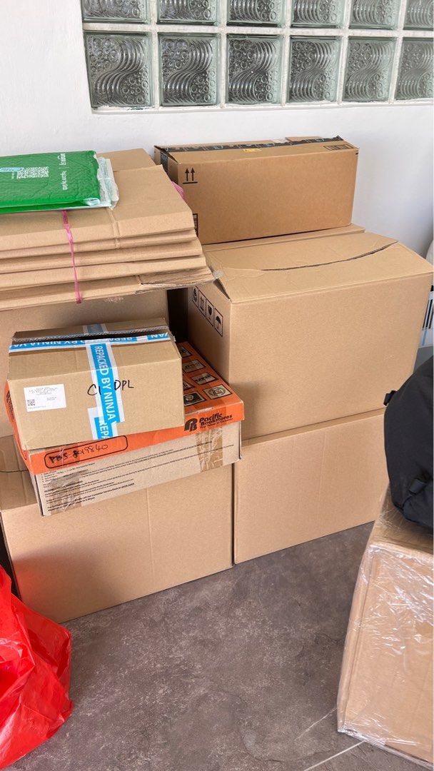 Moving boxes and bubble wrap store