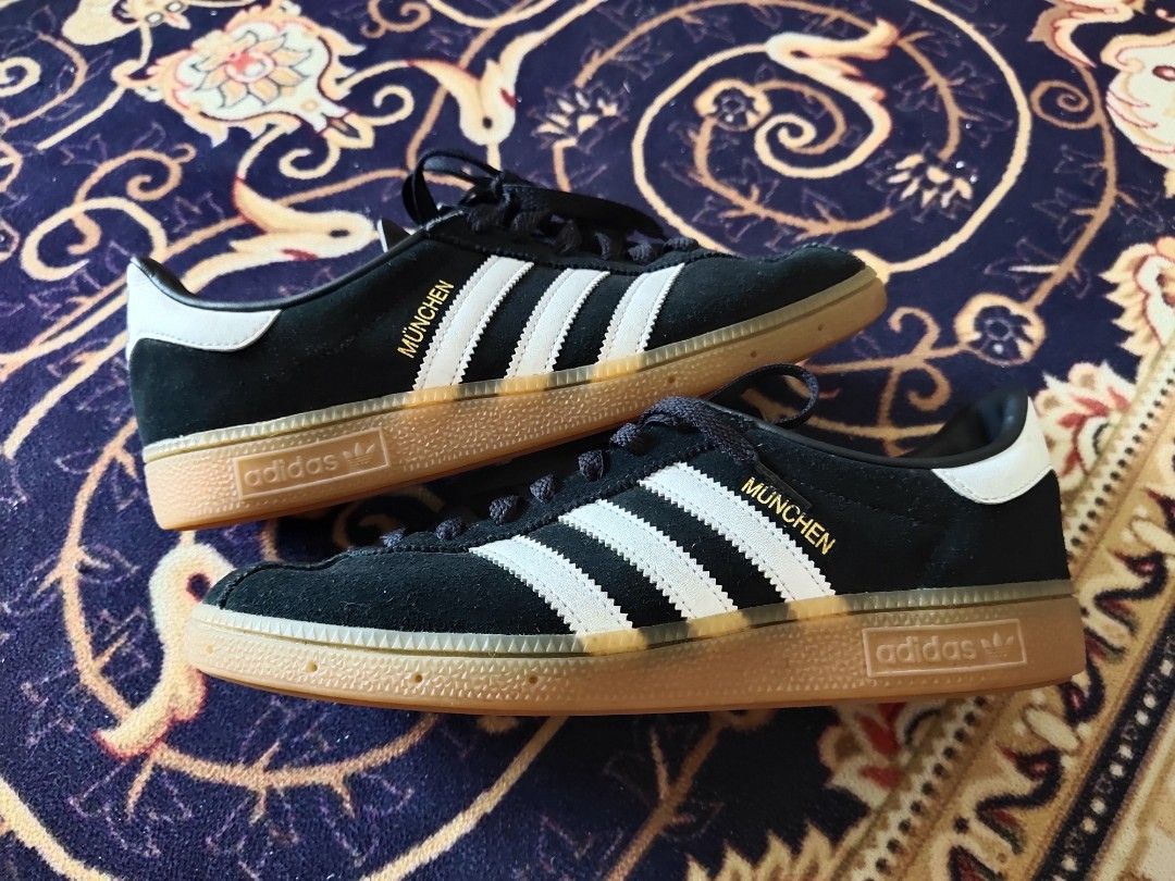 Adidas munchen discount black white gum