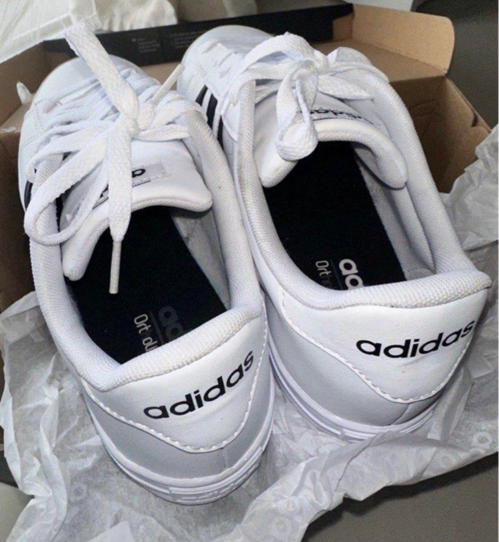 Adidas with stripes online only on one side