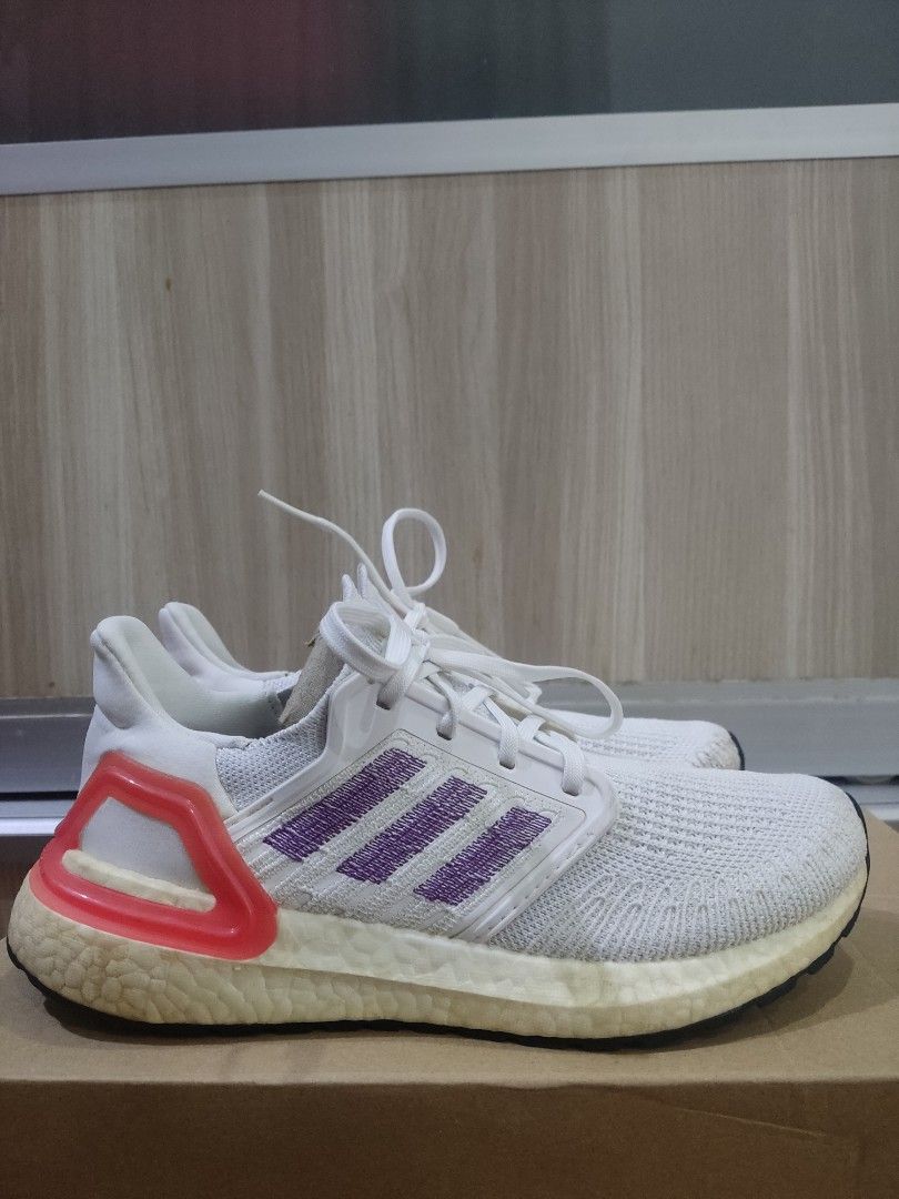 Ultraboost 19 purple top
