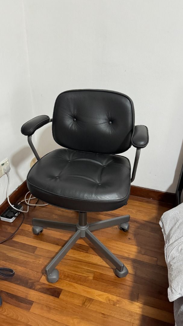 Alefjäll top swivel chair