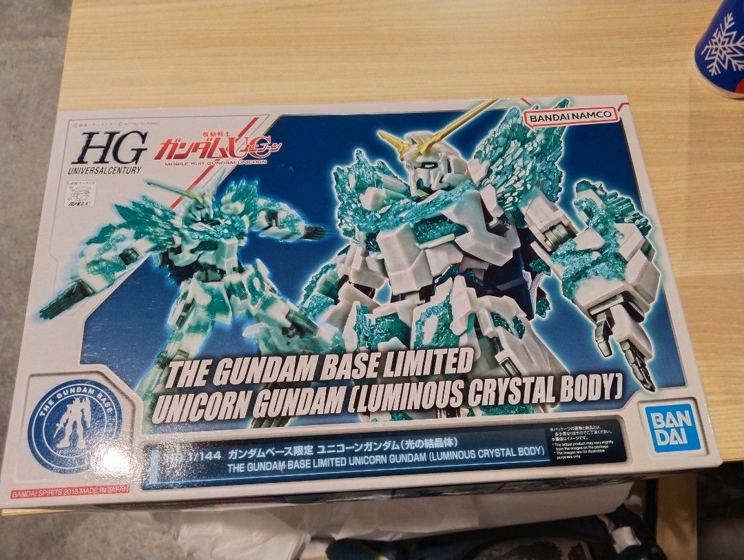 BANDAI Gundam Base Limited MG UNICORN GUNDAM LUMINOUS CRYSTAL BODY 1/100  Japan