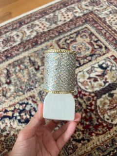 (Category: ) located in . Submitted by ainnsarah (Listing ID 1282028853, Image 1). Description: .