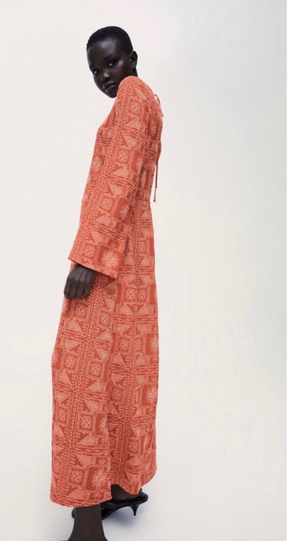 open lace back dress ZARA. Embroidered midi dress Tm  Hibuy market