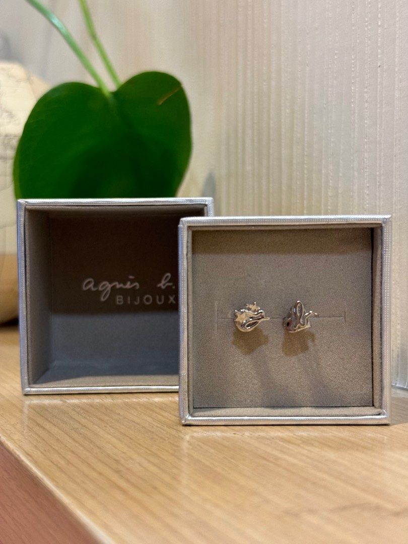BNIB Authentic Agnes B Earrings Women s Fashion Jewelry