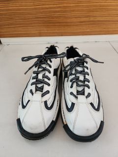 Reebok bowling outlet shoes